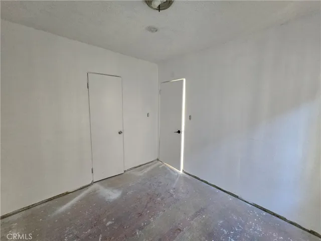 unit 1 bed 2