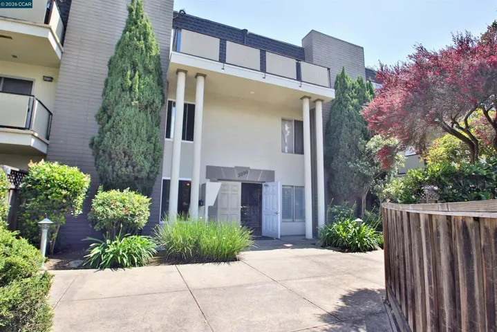 3090 Los Prados 24, San Mateo, California 94403 — photo 4