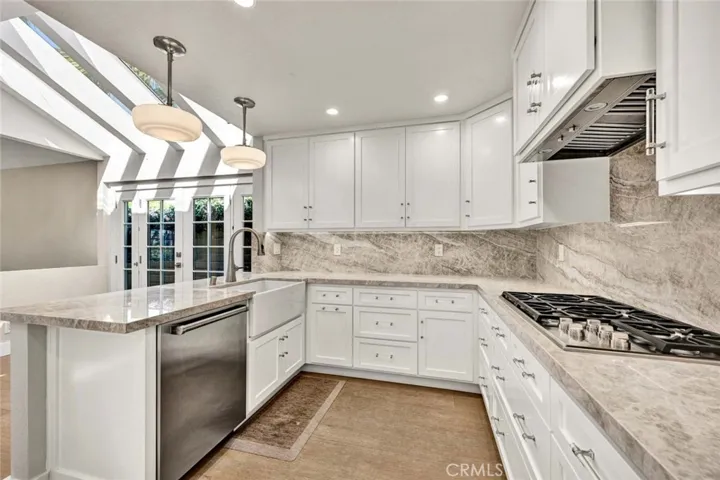 9809 Red River Circle, Fountain Valley, California 92708
