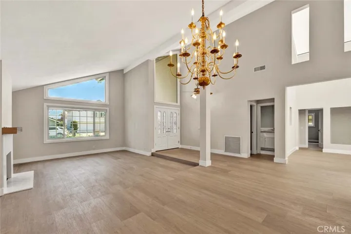 9809 Red River Circle, Fountain Valley, California 92708