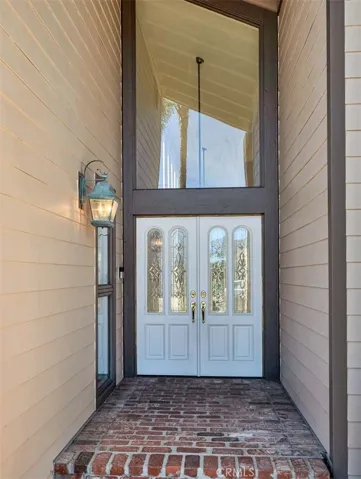 9809 Red River Circle, Fountain Valley, California 92708