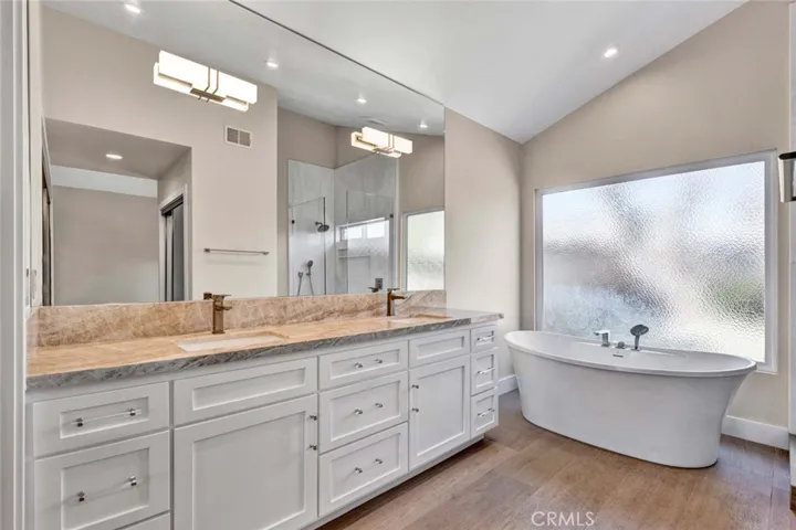 9809 Red River Circle, Fountain Valley, California 92708