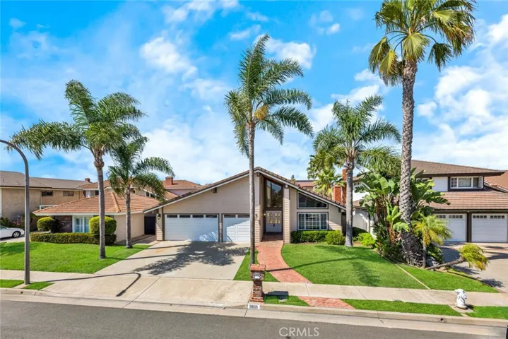 9809 Red River Circle, Fountain Valley, California 92708