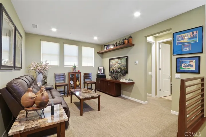 10902 Flora Park Way, Cypress, California 90720