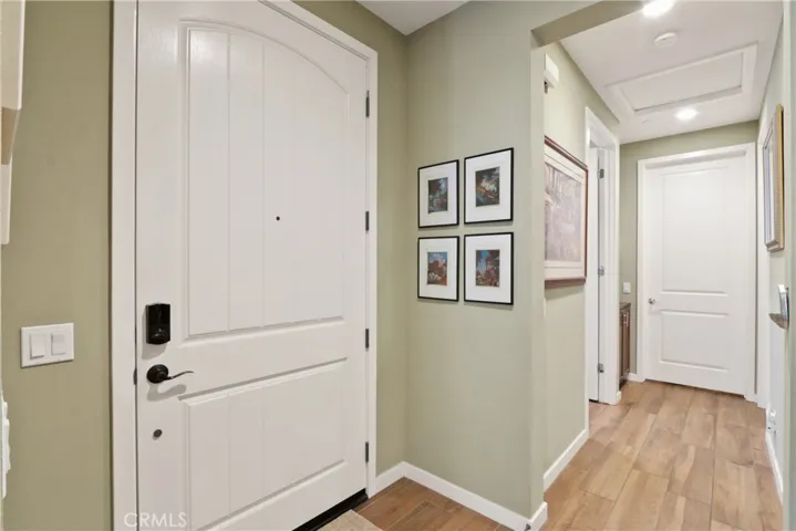 10902 Flora Park Way, Cypress, California 90720