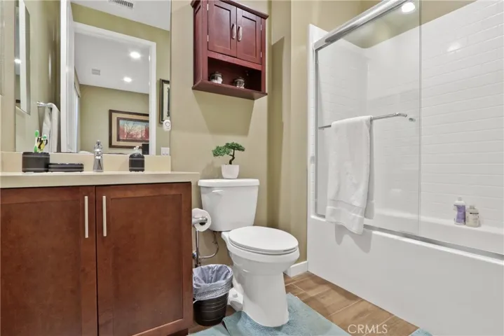 10902 Flora Park Way, Cypress, California 90720