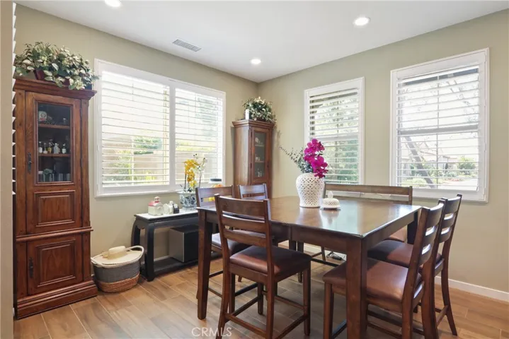 10902 Flora Park Way, Cypress, California 90720
