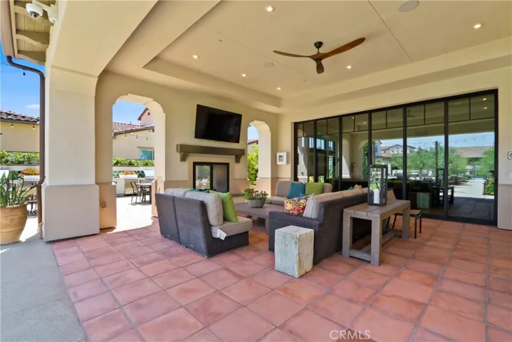 10902 Flora Park Way, Cypress, California 90720