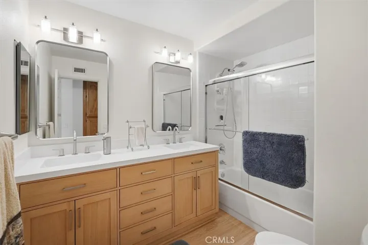 Upstairs Hall Bathroom - remodeled