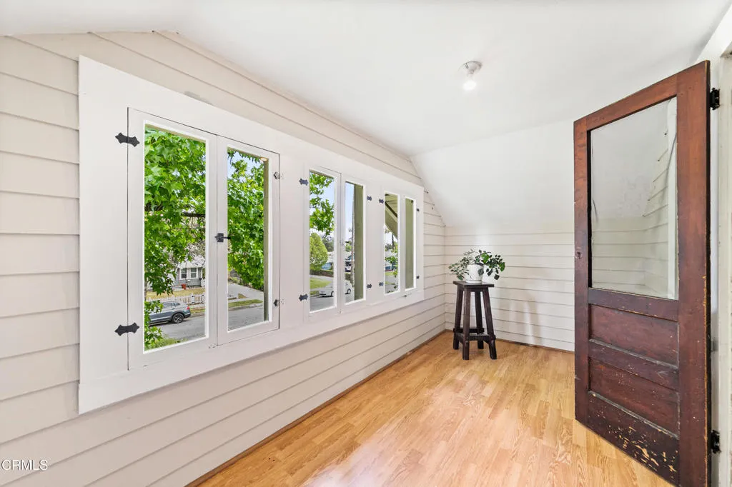 733 Mar Vista28