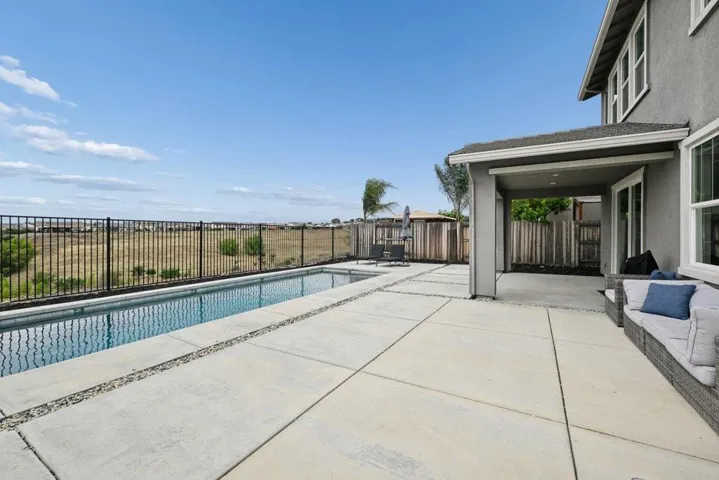 2984 Ridgecrest Drive, Lincoln, California 95648