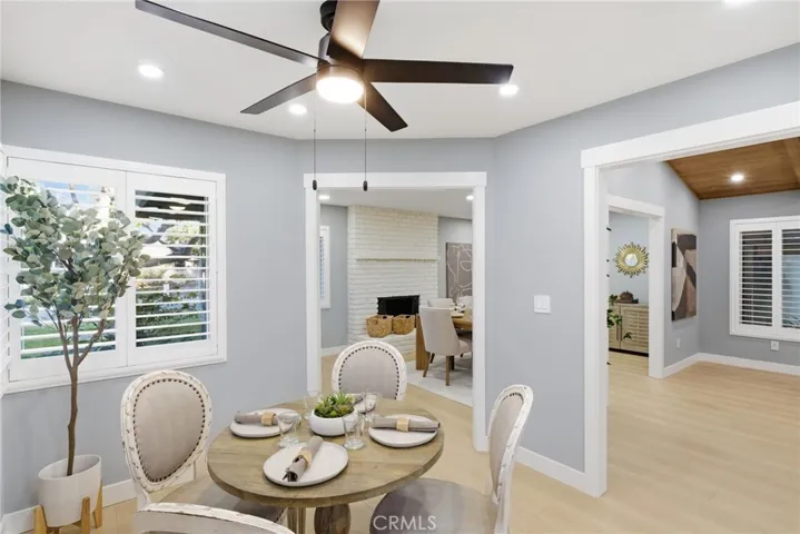 The bvreakfast nook opens up to the family room and the living room.