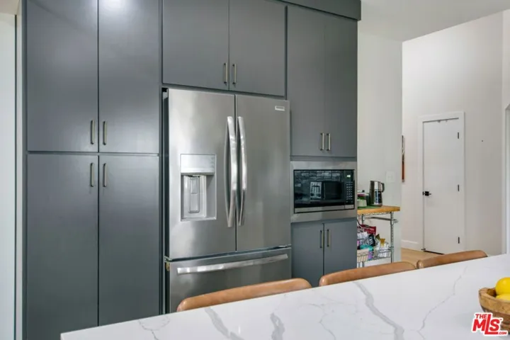 5625 S Sherbourne Drive, Los Angeles, California 90056