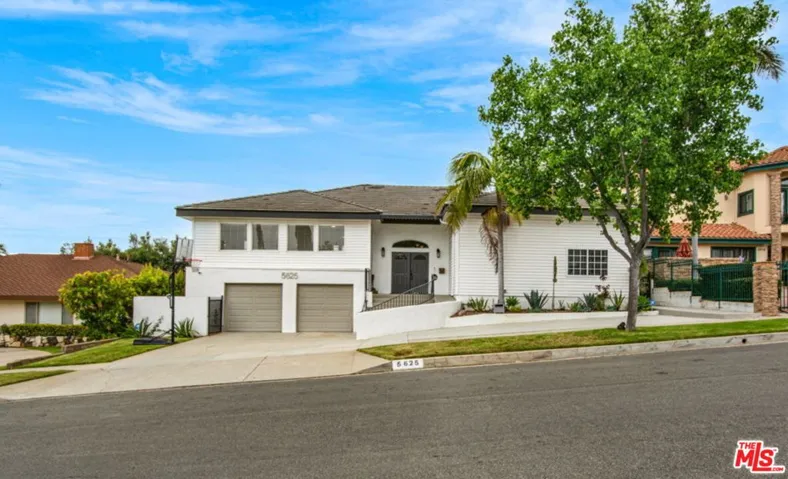 5625 S Sherbourne Drive, Los Angeles, California 90056