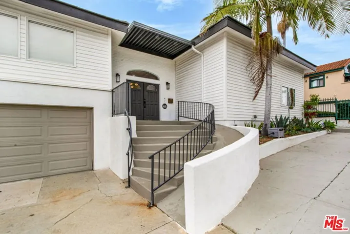 5625 S Sherbourne Drive, Los Angeles, California 90056