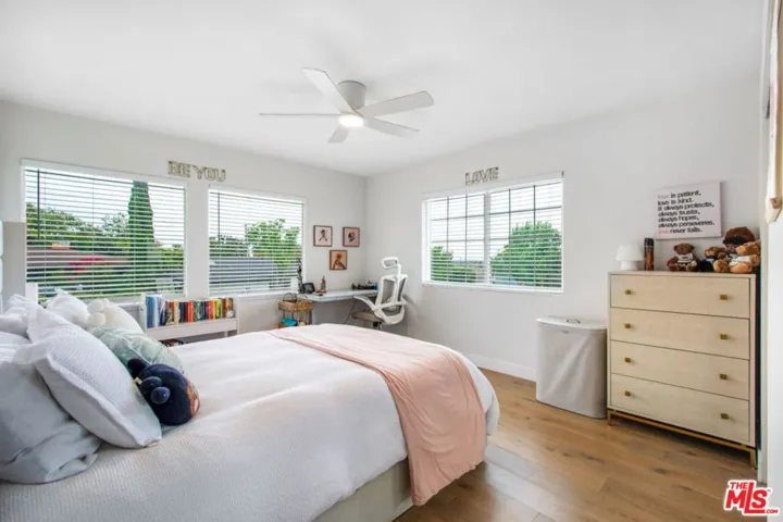 5625 S Sherbourne Drive, Los Angeles, California 90056