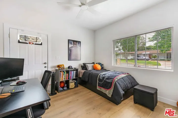 5625 S Sherbourne Drive, Los Angeles, California 90056