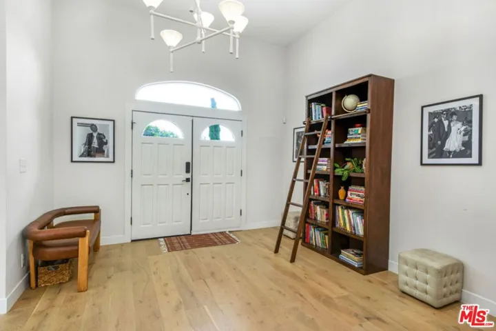 5625 S Sherbourne Drive, Los Angeles, California 90056
