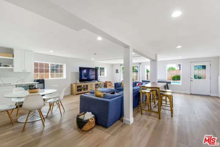 5625 S Sherbourne Drive, Los Angeles, California 90056