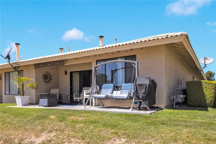 27535 Lakeview 61, Helendale, California 92342