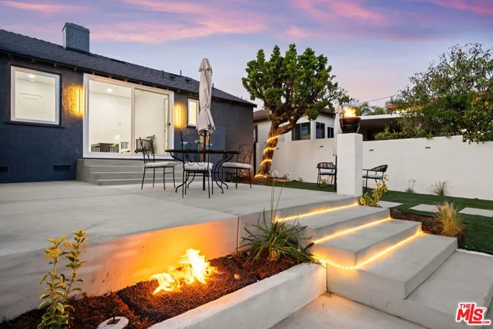 2 fire features in backyard