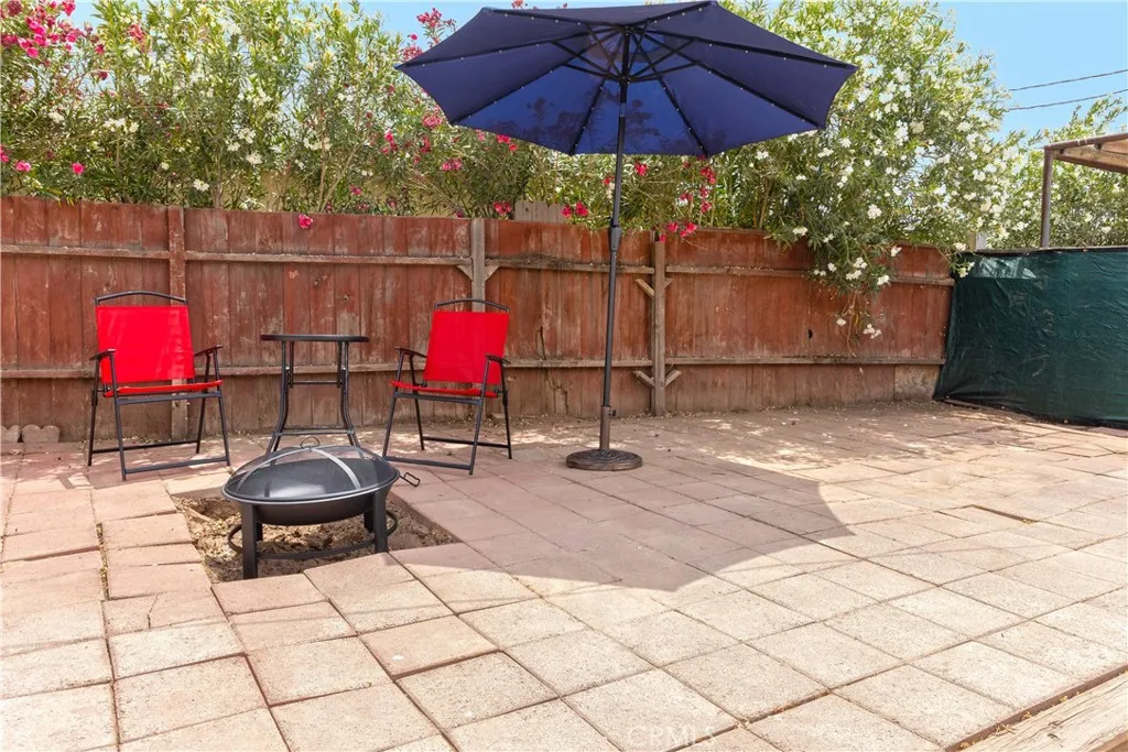 Back Yard Patio Area