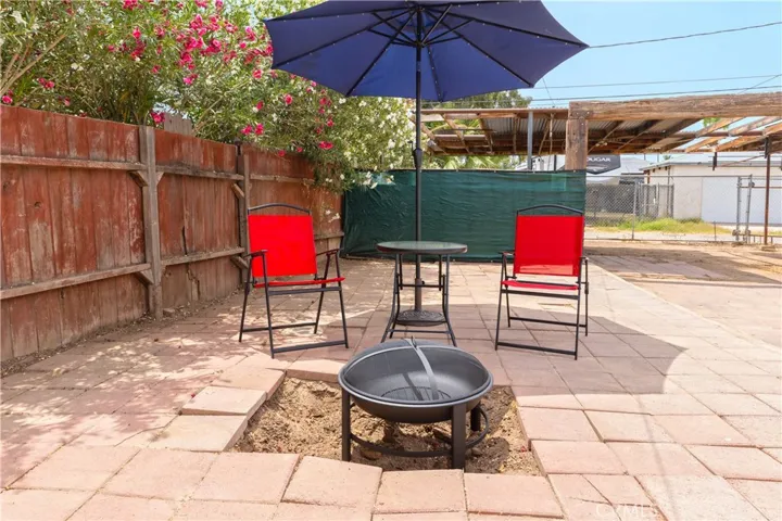 Back Yard Patio fire pit area