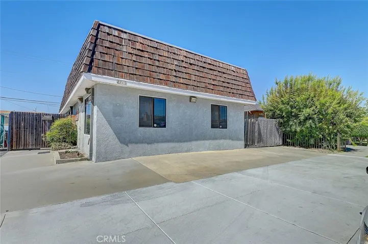2715 E 56th Street, Long Beach, California 90805 — photo 4