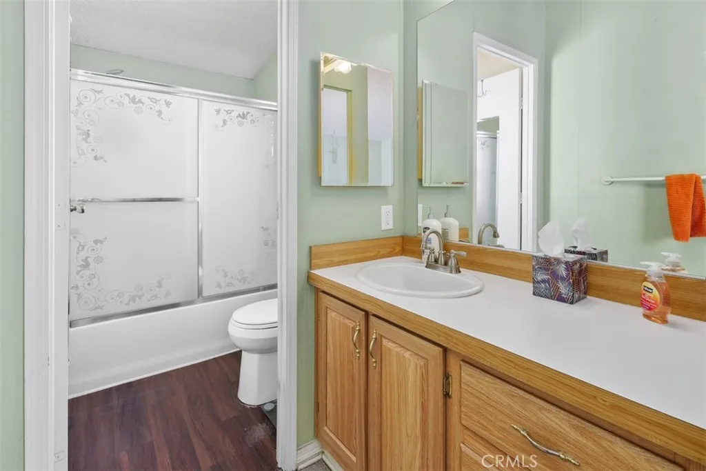 Main Suite Bathroom