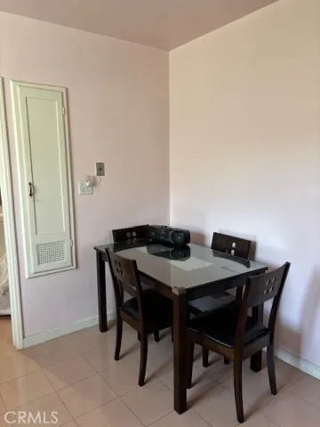 Eating area in kitchen