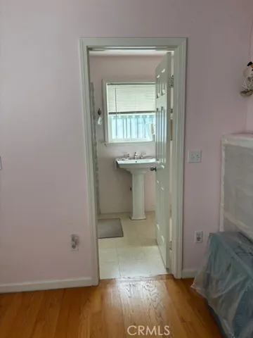 Bathroom in the bedroom(newly added)