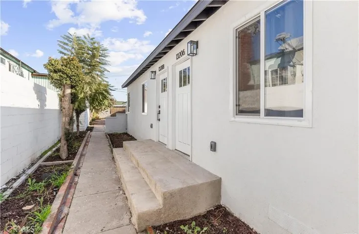 13206 S Vermont, Gardena, California 90247