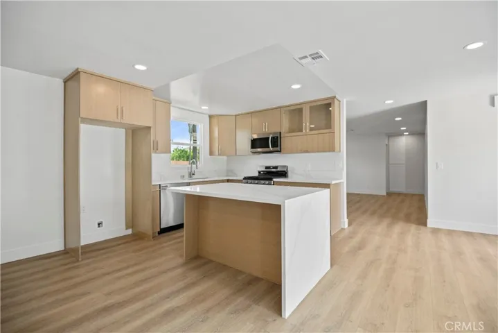 9917 Stanwin Ave, Arleta, California 91331
