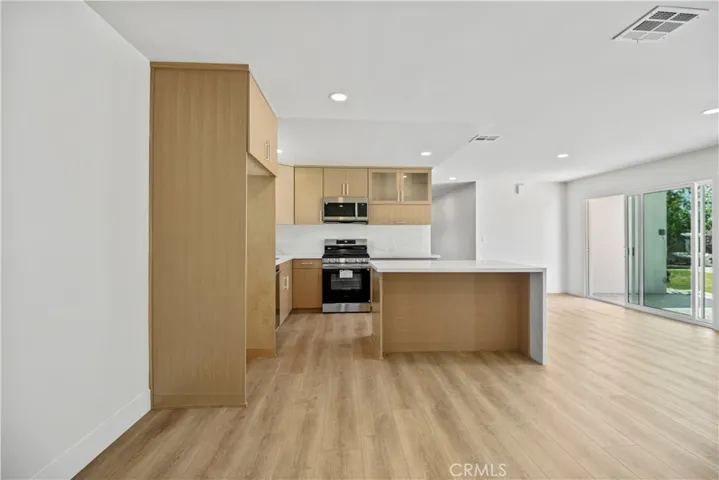 9917 Stanwin Ave, Arleta, California 91331
