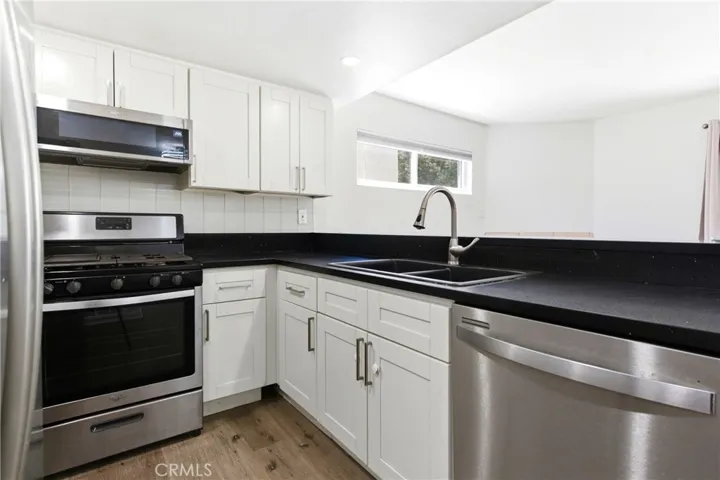 18209 Sierra Highway 30, Canyon Country, California 91351