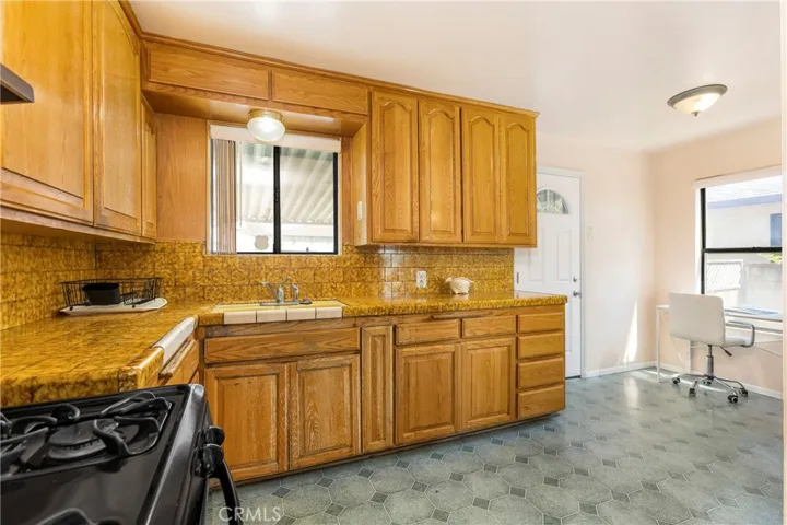 5902 Blackthorne, Lakewood, California 90712