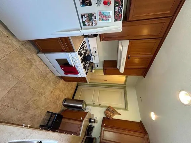 906 Bautista Drive, Salinas, California 93901