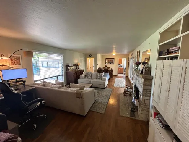 906 Bautista Drive, Salinas, California 93901