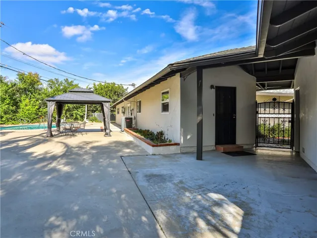 561 Crooked Arrow, Diamond Bar, California 91765