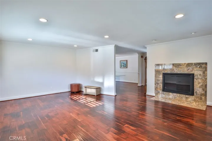561 Crooked Arrow, Diamond Bar, California 91765