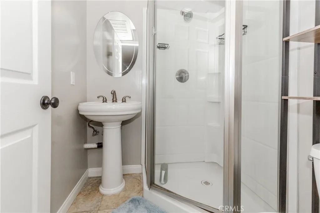 Tertiary bathroom 

