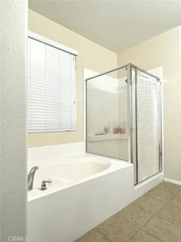 13656 Sandpiper Place, Victorville, California 92392
