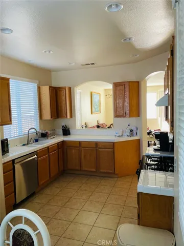 13656 Sandpiper Place, Victorville, California 92392