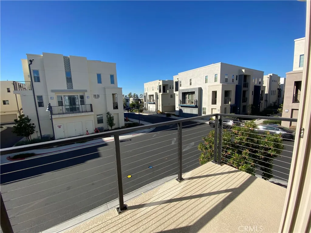 179 Cadence, Irvine, California 92618 — photo 4