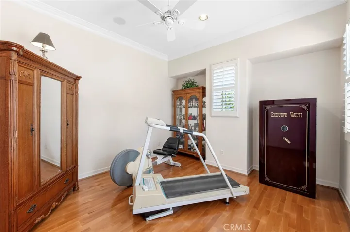 Workout or another bonus room in the Master Wing