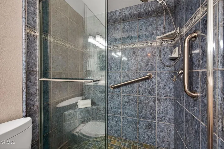 Guest shower