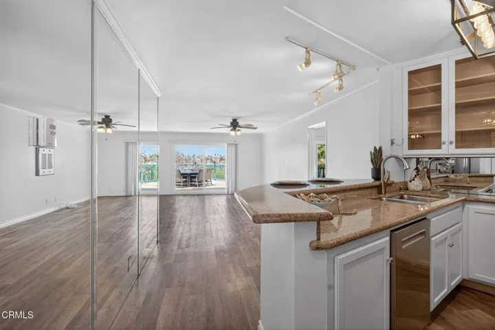Kitchen/living area