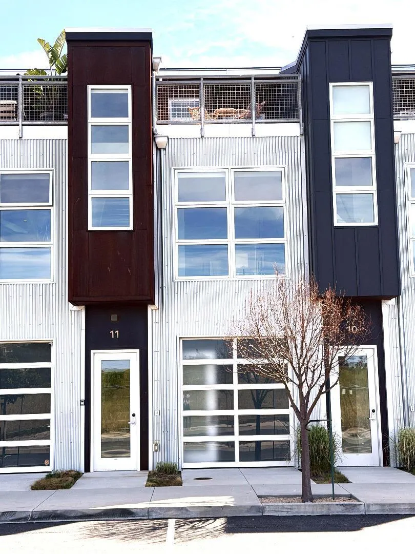 Exterior entry of property