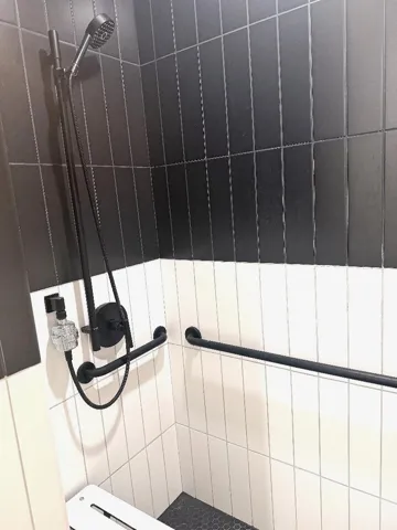ground floor walk-in shower
