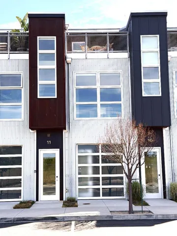 Exterior entry of property